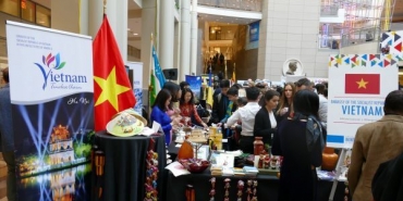 Vietnamese culture introduced at US fair